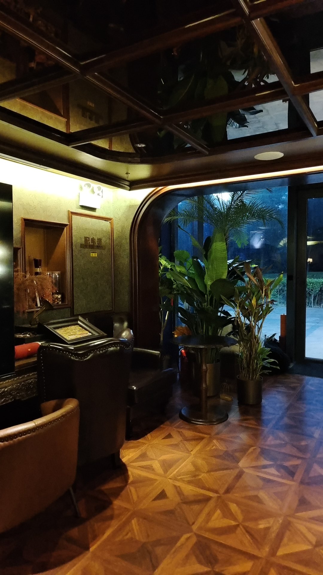 北京商务KTV和片场的区别-海淀区ktv预订